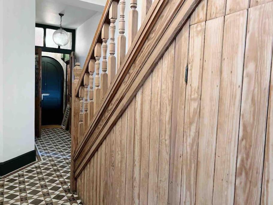 Luxury City Centre Townhouse - Sleeps 6 切斯特 外观 照片
