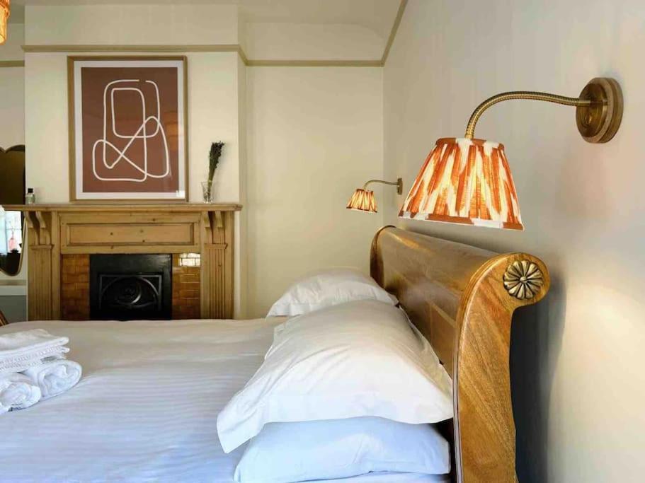 Luxury City Centre Townhouse - Sleeps 6 切斯特 外观 照片