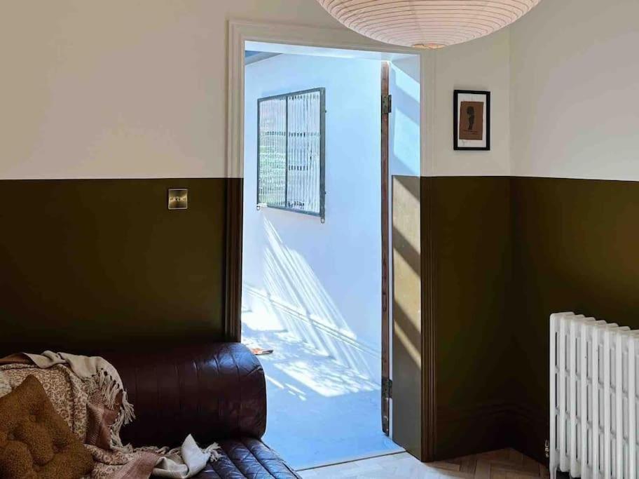 Luxury City Centre Townhouse - Sleeps 6 切斯特 外观 照片