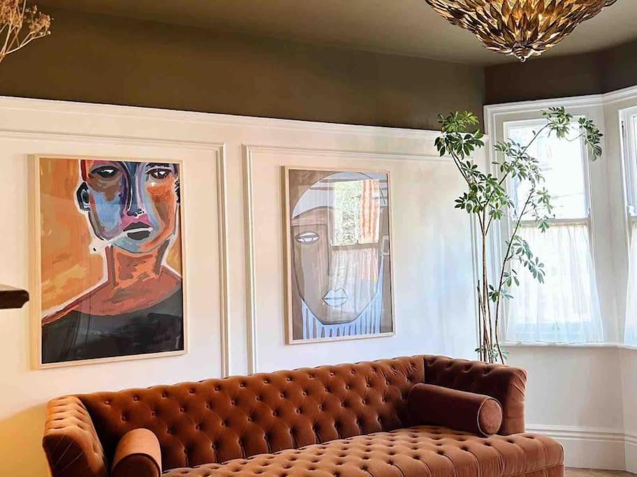 Luxury City Centre Townhouse - Sleeps 6 切斯特 外观 照片